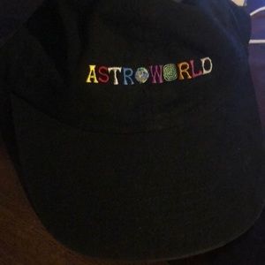 Travis Scott hat